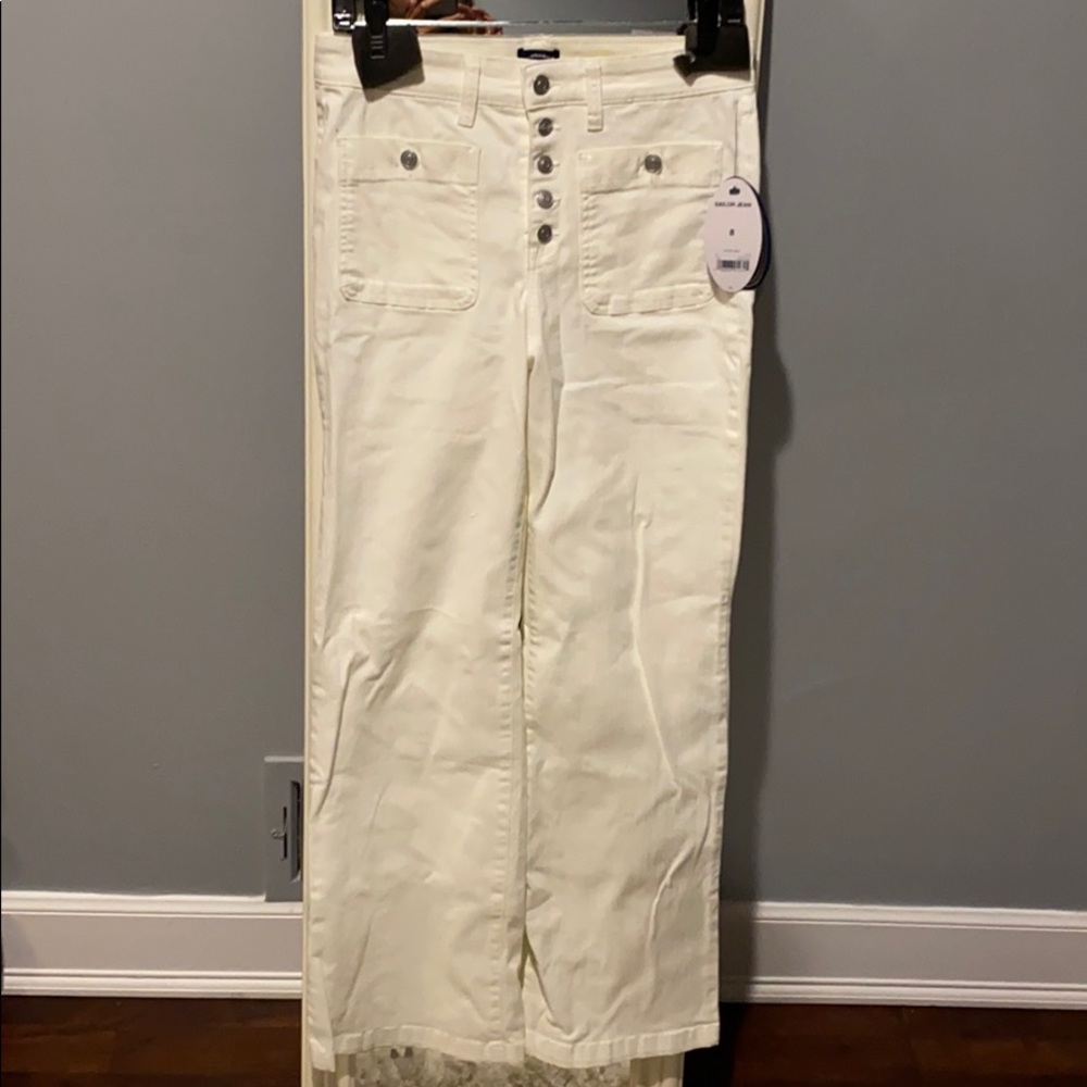 Scoop white sailor jeans sz8. NWT